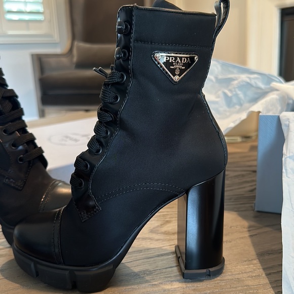 Prada Brushed leather and nylon booties fits size 5.5 / 36 EU black - Picture 9 of 17